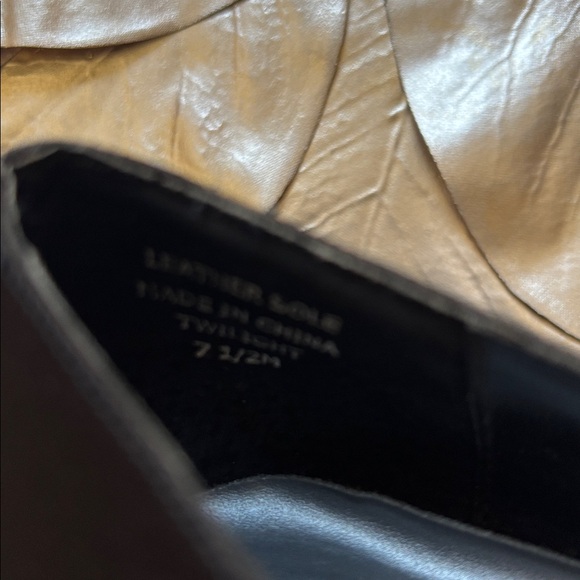 Karen Scott Black Square-Toe Bow Pumps - Picture 6 of 8